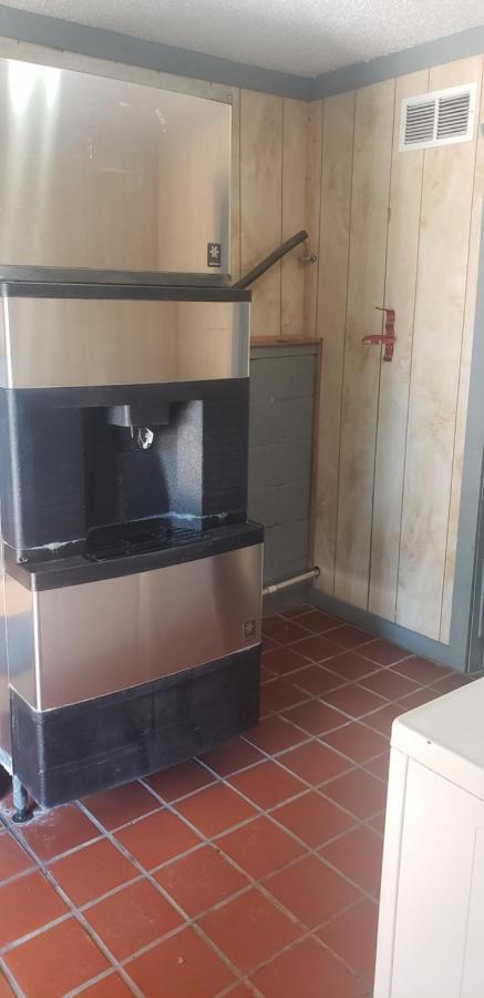 Gold Key Inn Brady Zewnętrze zdjęcie